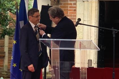 Dr KALFON insigne